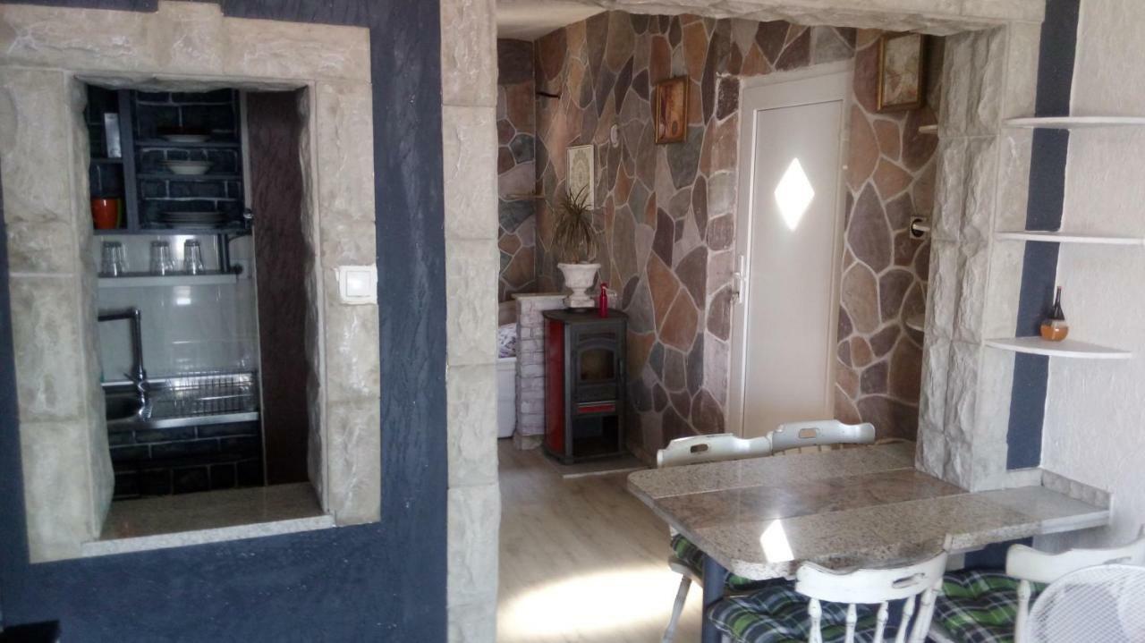 Apartmani Mira Senj  Εξωτερικό φωτογραφία