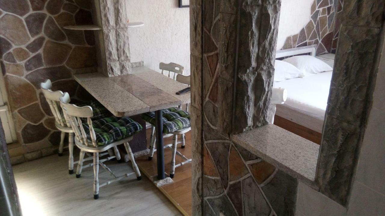 Apartmani Mira Senj  Εξωτερικό φωτογραφία