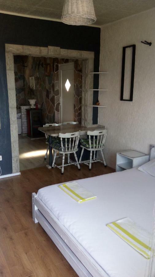 Apartmani Mira Senj  Εξωτερικό φωτογραφία